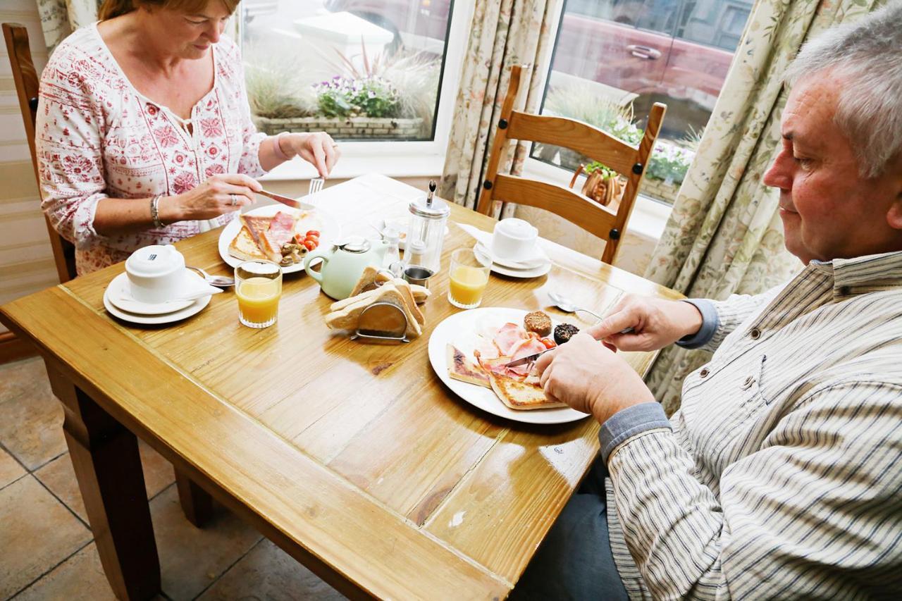 Avarest House Bb Adults Only Portrush Dış mekan fotoğraf