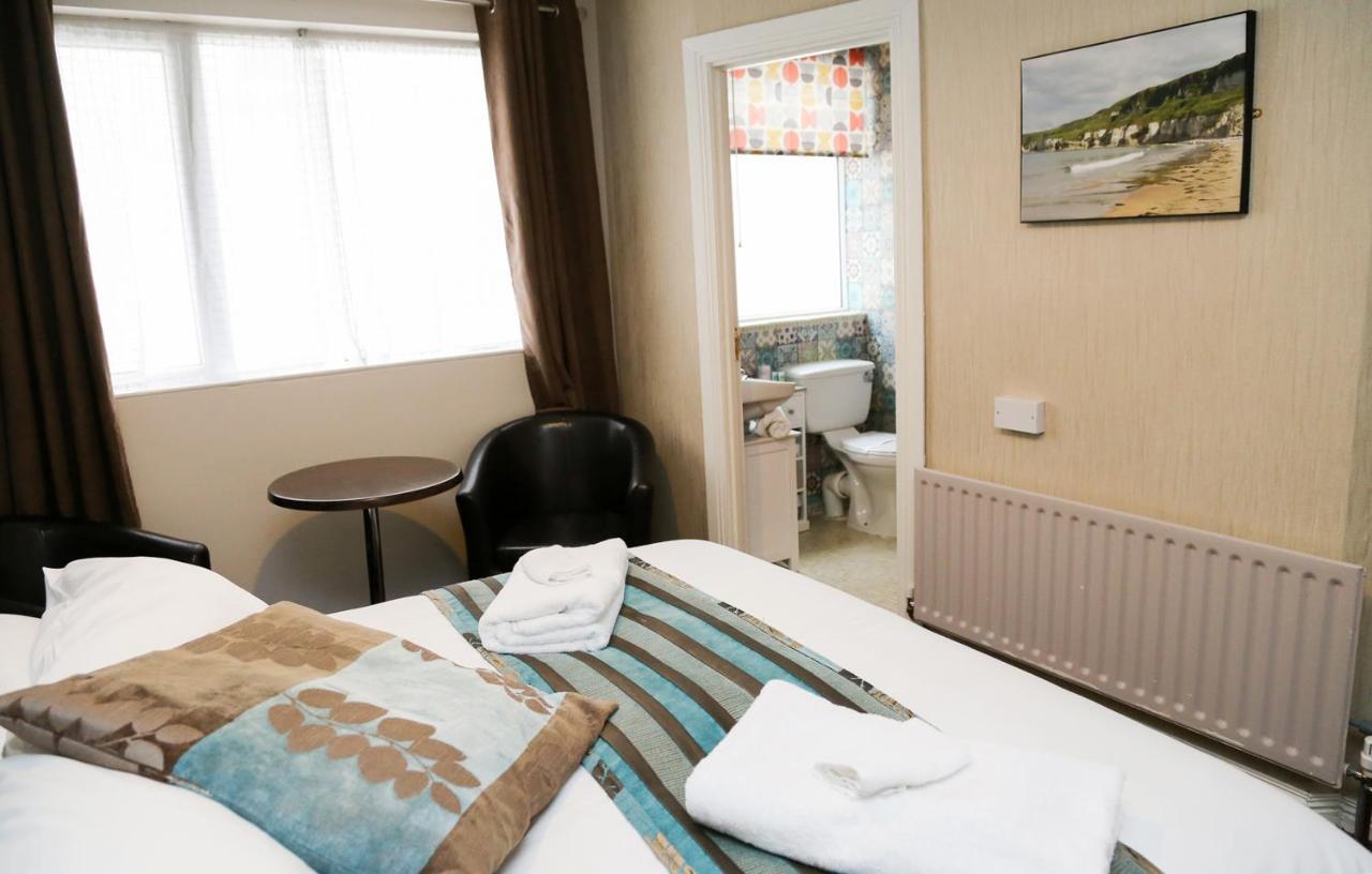 Avarest House Bb Adults Only Portrush Dış mekan fotoğraf